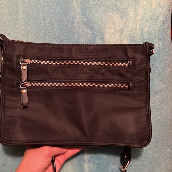 Spartina black nylon crossbody - Picture 2 of 3